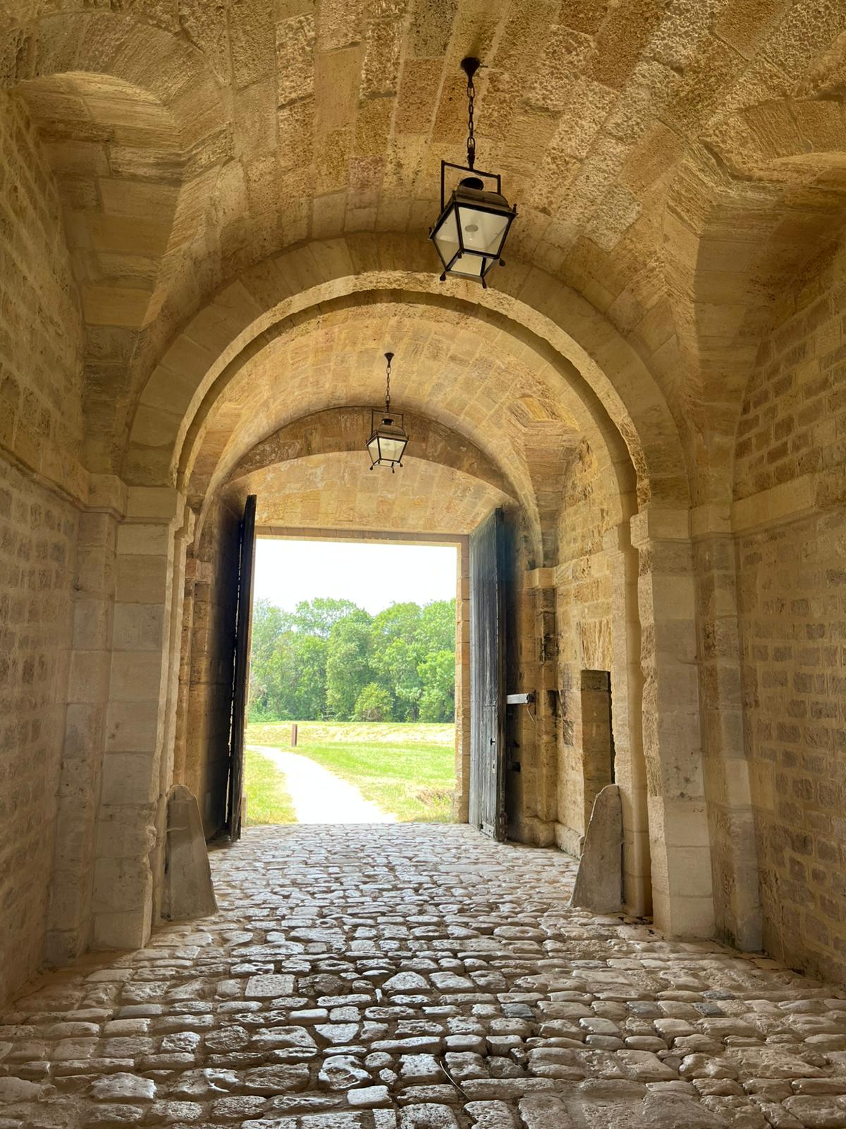 Exploration Casernes